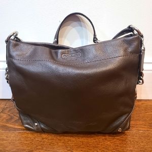 Womens Coach brown leather shoulder bag, used, great condition
